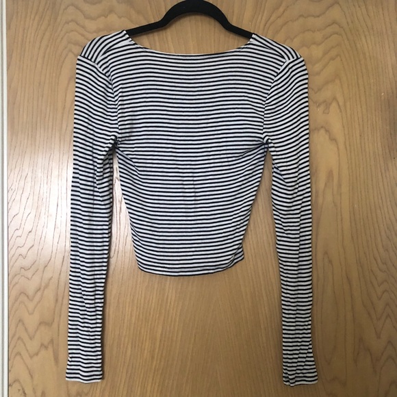 Express | Button Down Crop Top Size XS - Picture 2 of 3